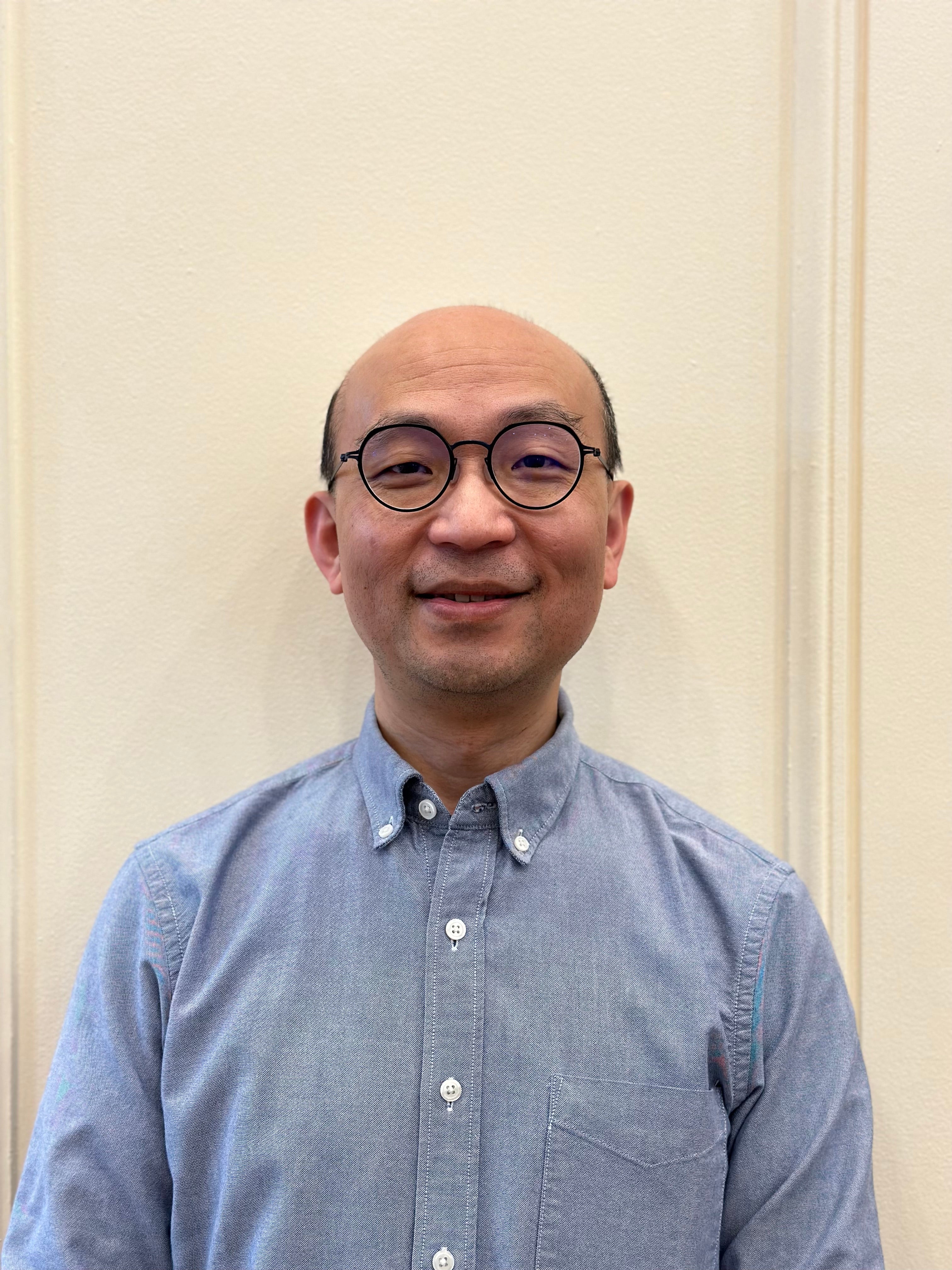 Dr Michael Chung